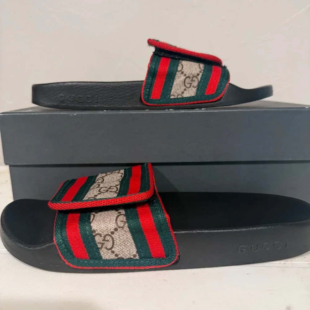 Gucci Slide Sandals Men 8 Black GG Supreme Web Stripe Excellent Adjustable Strap